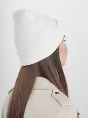 Белый шапка вязанная унисекс TRUE