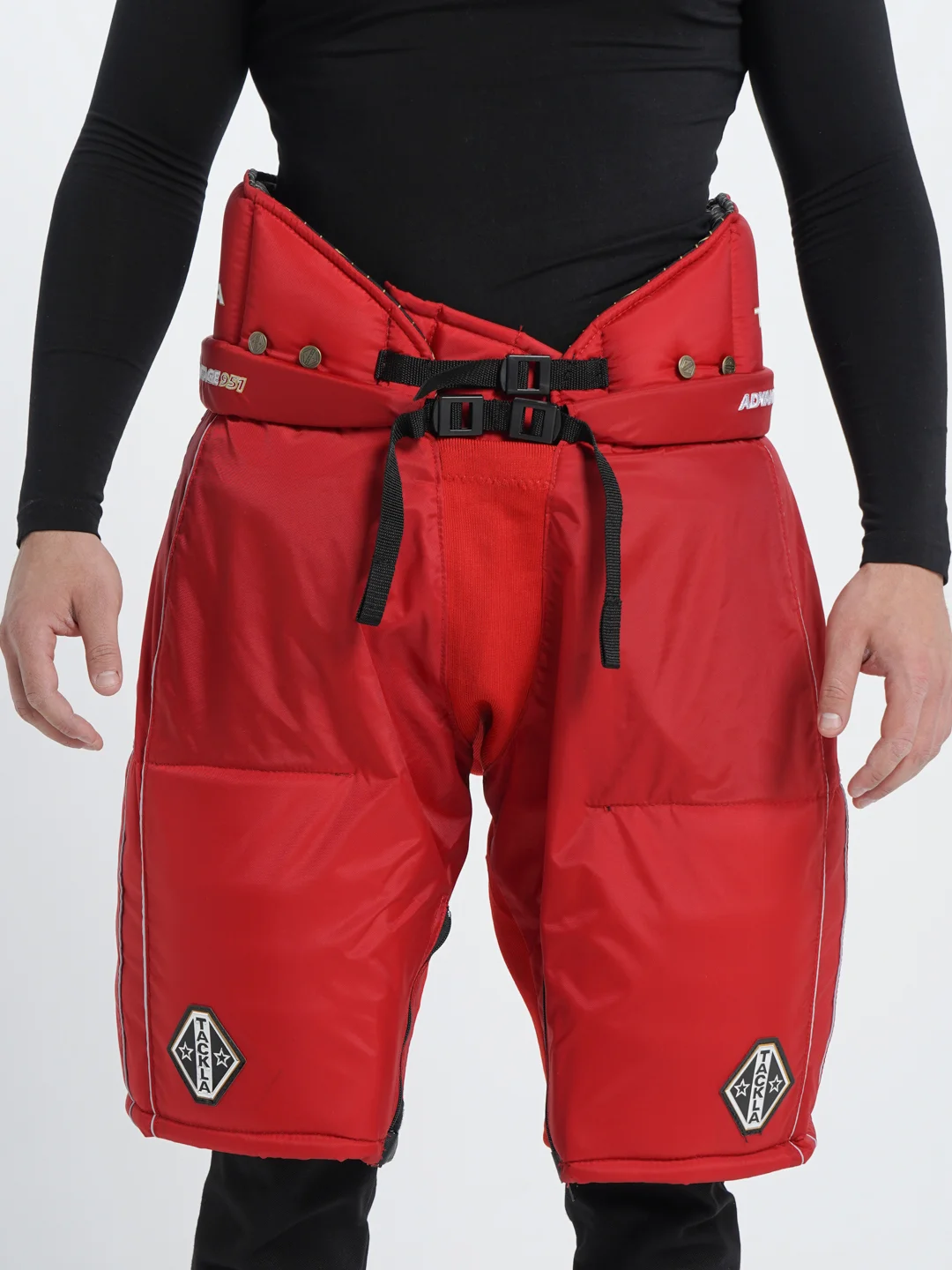 Красный хоккейные трусы Tackla Advantage 951 Sr