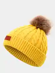 Желтый детская шапка, со съемным помпоном, из меха енота