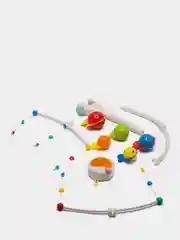 Музыкальный мобиль со съемными игрушками и прорезывателем