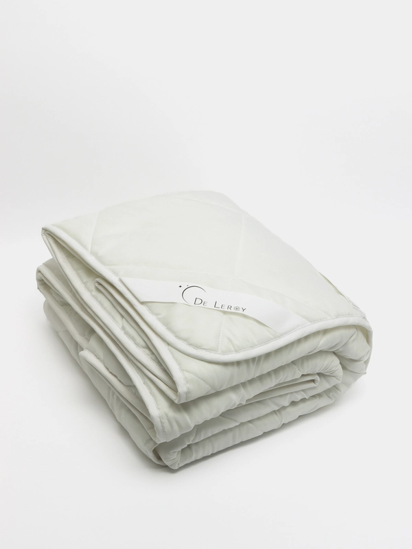 Одеяло всесезонное(облегченное)white 1,5