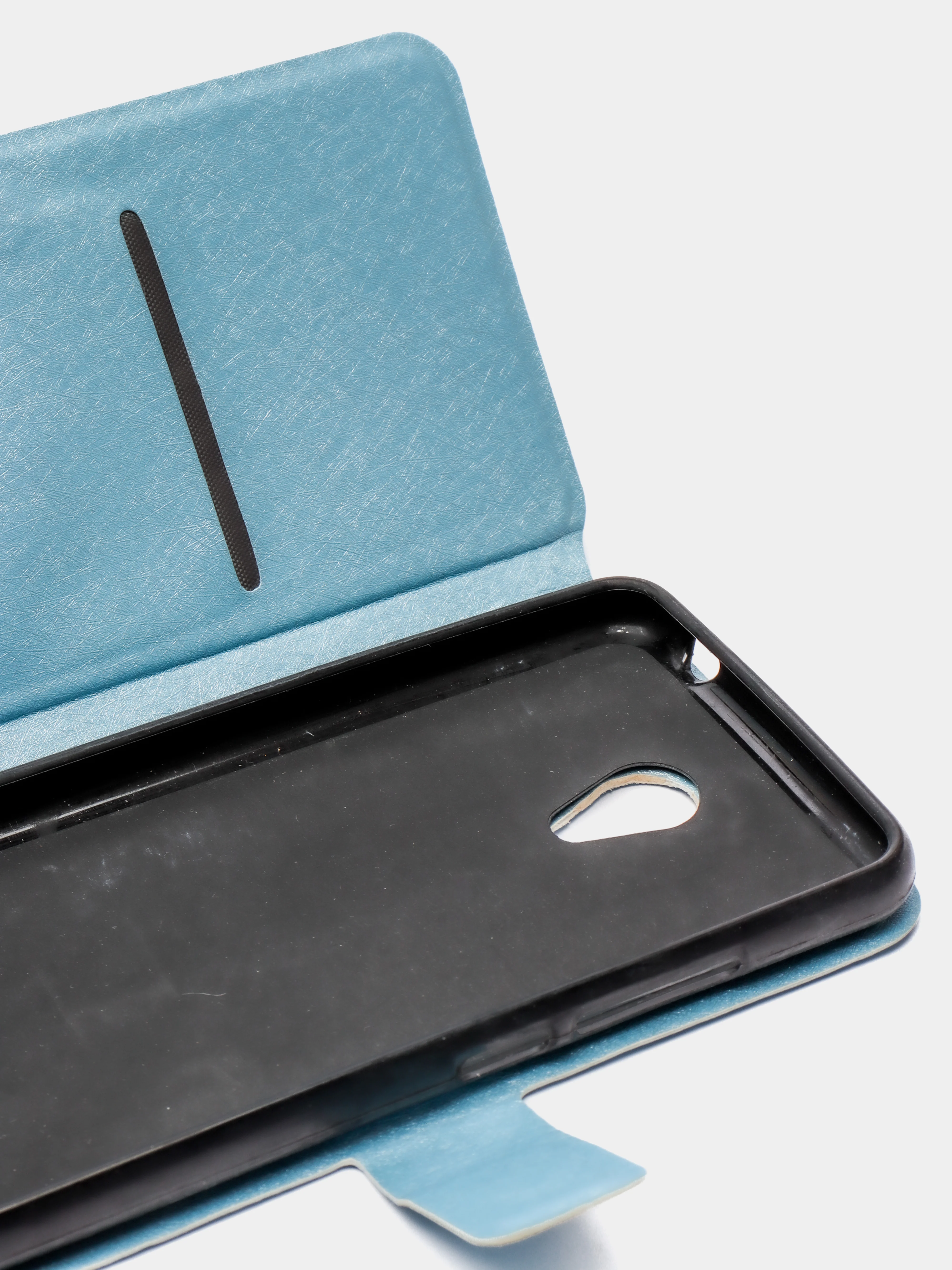 Голубой чехол-книжка (флип) Meizu M5C