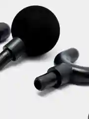 Черный массажер для тела