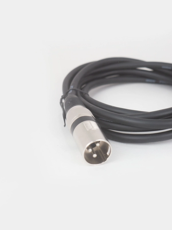 XLR кабель