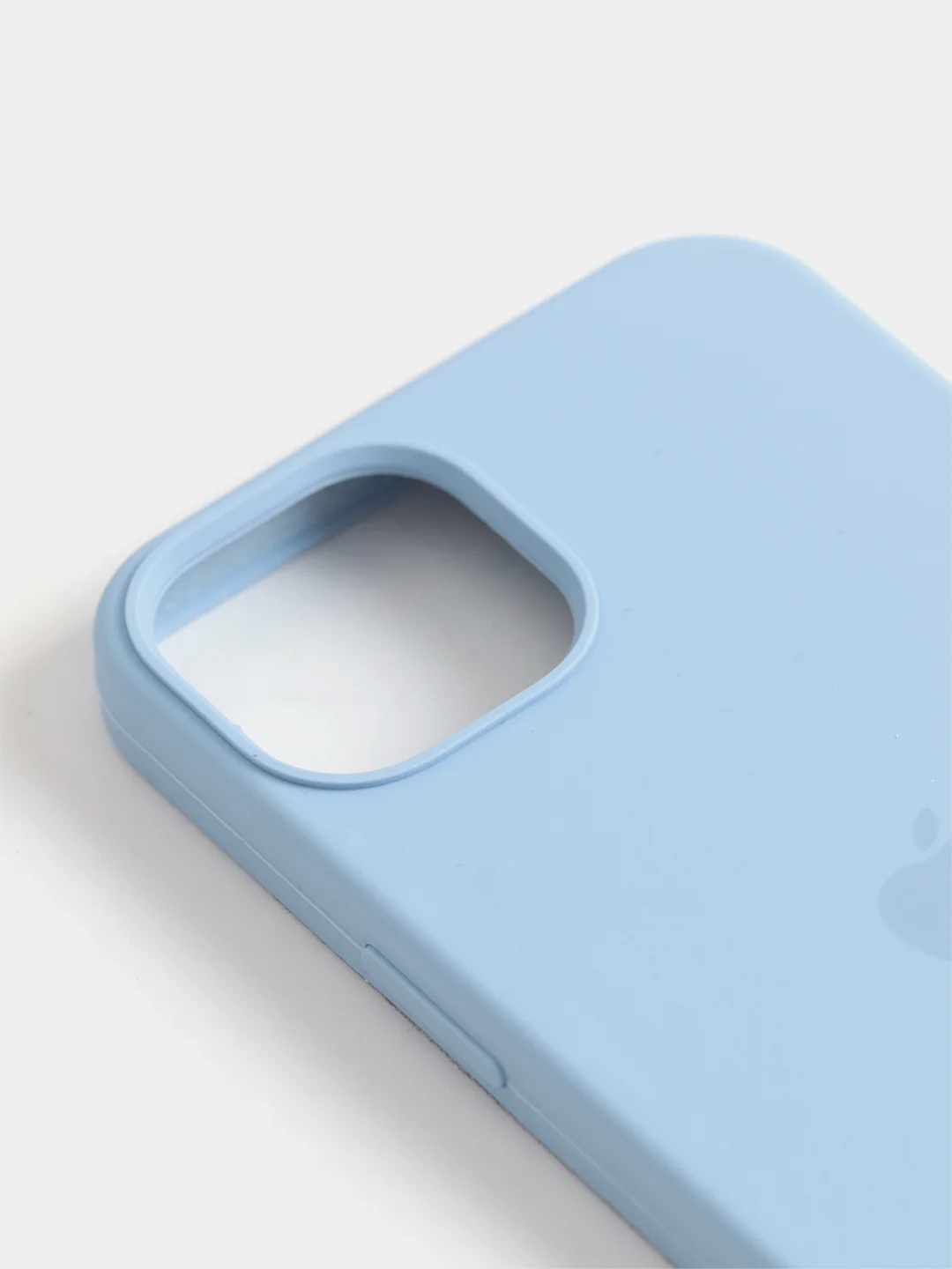 Ледяной чехол Silicone Case для iPhone 13 / 13 Pro / 13 Pro Max с открытым низом