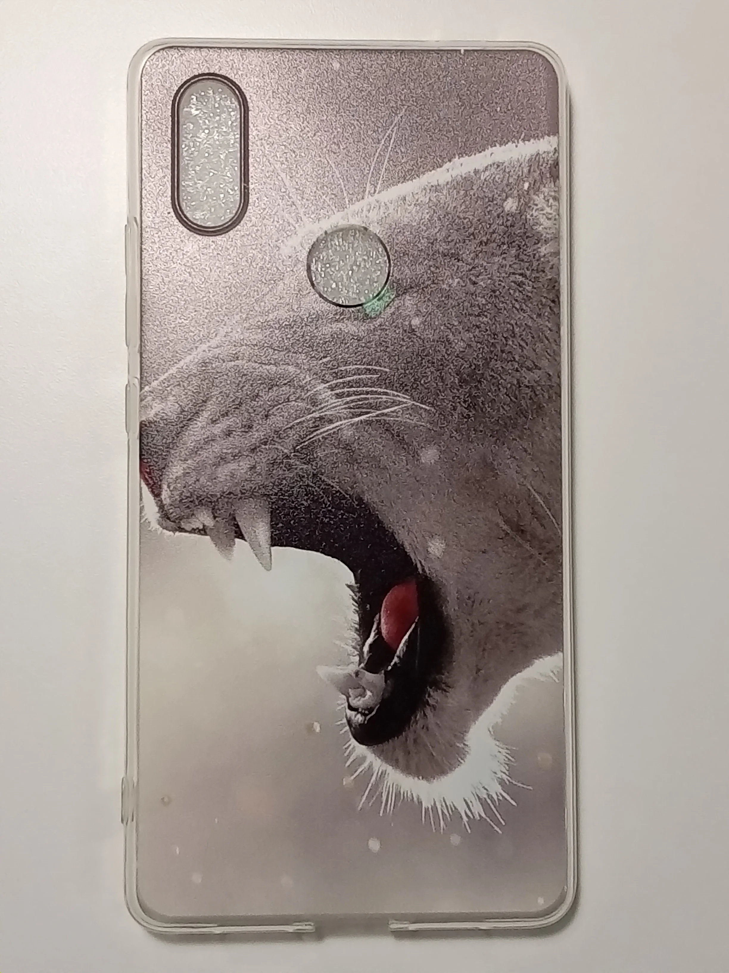 Бежевый чехол Xiaomi MI 8 SE