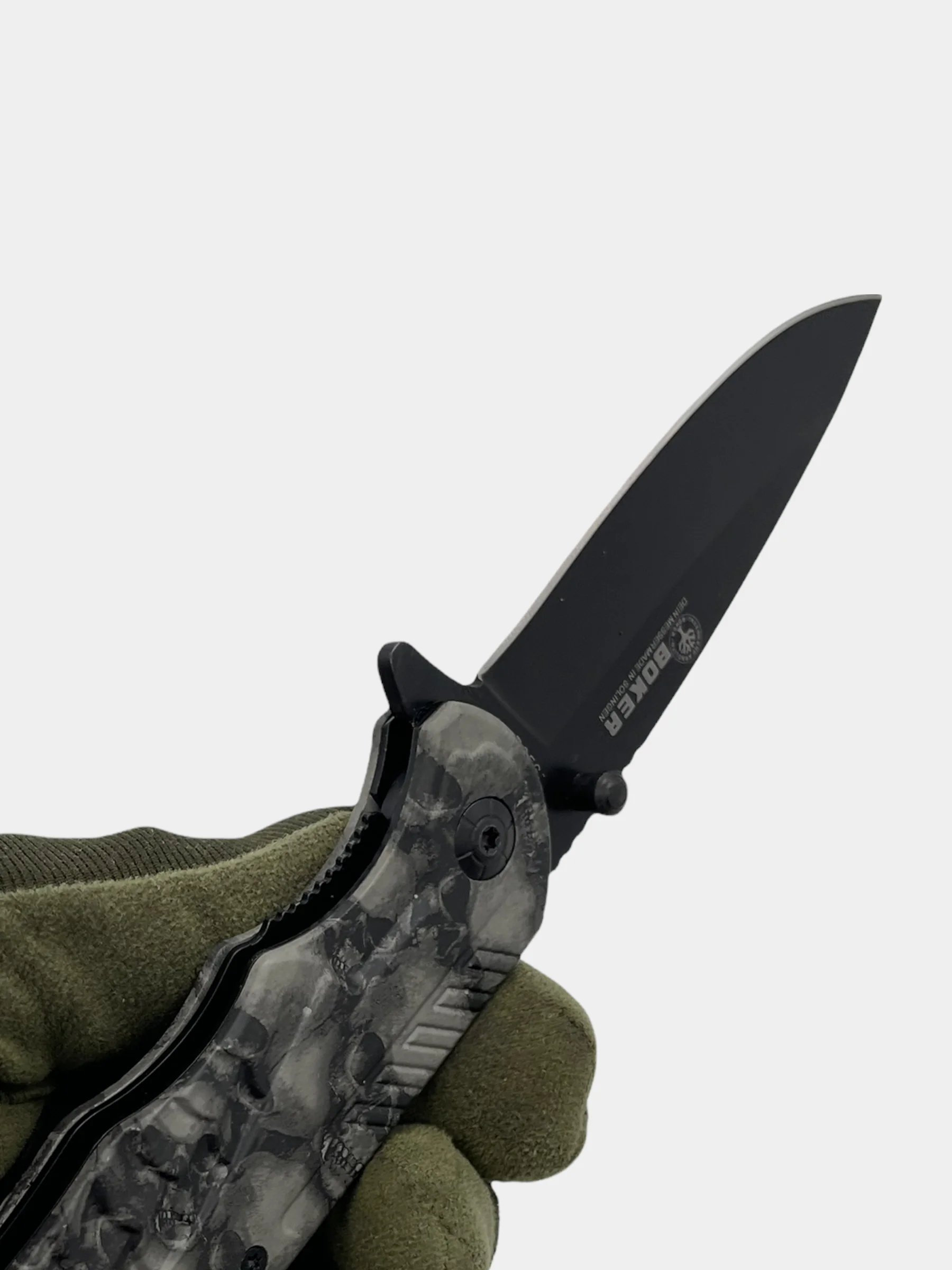 Нож Boker B056 складной, сталь 420, замок Liner Lock, клипса, принт "Черепа серый"