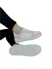 Женские кроссовки кеды