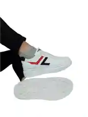 Женские кроссовки кеды