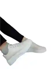 Женские кроссовки кеды