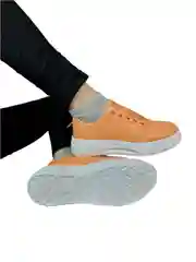 Женские кроссовки кеды
