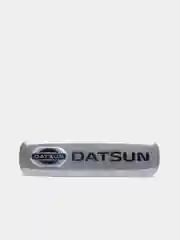 Комплект шильдиков металлических с эмблемой авто "DATSUN" и 4 винтовыми креплениями (Пара)