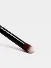 Кисть для теней TF Triumph Large, №23