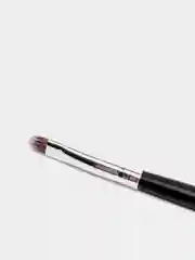 Кисть для теней и подводки Triumph "HOME Professional"