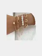 Набор браслетов на руку