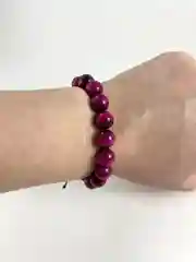 Браслет из натуральных камней: Кошачий глаз вишневый Handmade, плетенный, 10 мм