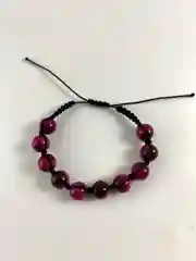 Браслет из натуральных камней: Кошачий глаз вишневый Handmade, плетенный, 10 мм