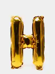 Золотой гирлянда-растяжка из воздушных шаров "С днем рождения" / "Happy Birthday", на праздник