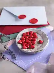 Алый сургуч в сердечках, 20 штук