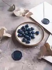 Индиго сургуч в сердечках, 20 штук