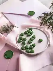 Лесной зеленый сургуч в сердечках, 20 штук