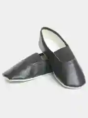 Белый чешки белые и чёрные