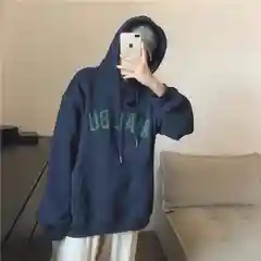 Худи на флисе со спущенными плечами
