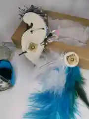 Голубой брошь ручной работы