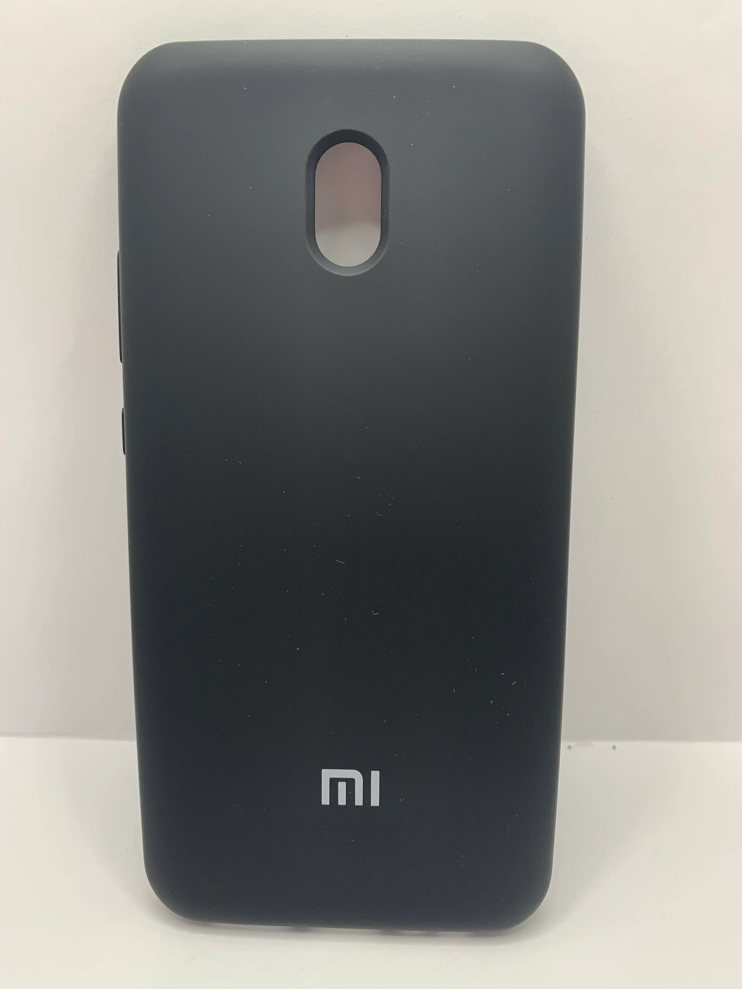 Чехол-накладка силиконовый с логотипом Xiaomi Redmi 6A, 8A
