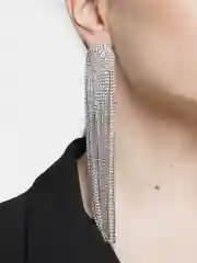 Длинные серьги со стразами