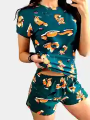 Подарочный набор с пижамой и косметикой для девушки на день рождения и любой праздник