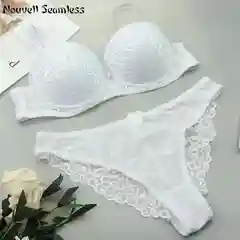 Комплект нижнего белья