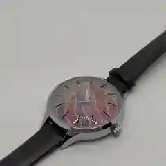 Розовый женские наручные кварцевые часы