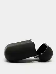 Черный чехол для наушников Apple AirPods