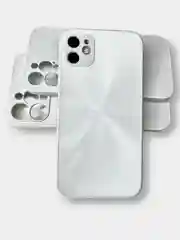 Белый чехол на iPhone 11, 12 Pro, 12 Pro Max с эффектом голограммы