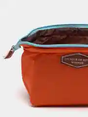 Косметичка дорожная