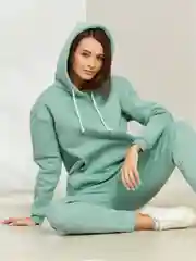 Бирюзовый спортивный женский костюм
