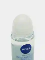 Дезодорант-антиперспирант шариковый NIVEA "Невидимая защита", женский, 50 мл