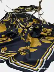 Зеленый платок женский, цветочный принт