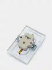 Белый розетка двойная с заземлением скрытой установки 16А 250В Intro Plano