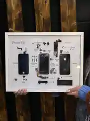Черный картина настенная разобранная модель iPhone 4s