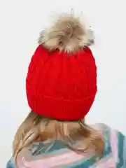 Красный детская шапка со съемным помпоном из меха