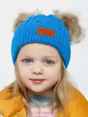 Лазурный детская шапка со съемными помпонами из меха енота