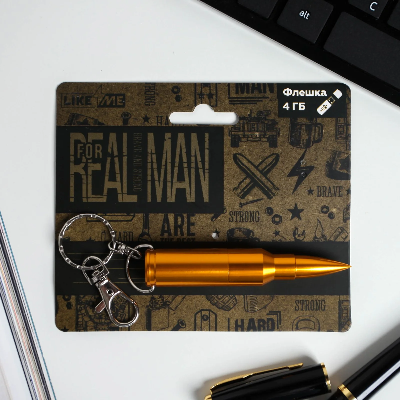 Флеш-карта на открытке Real Man