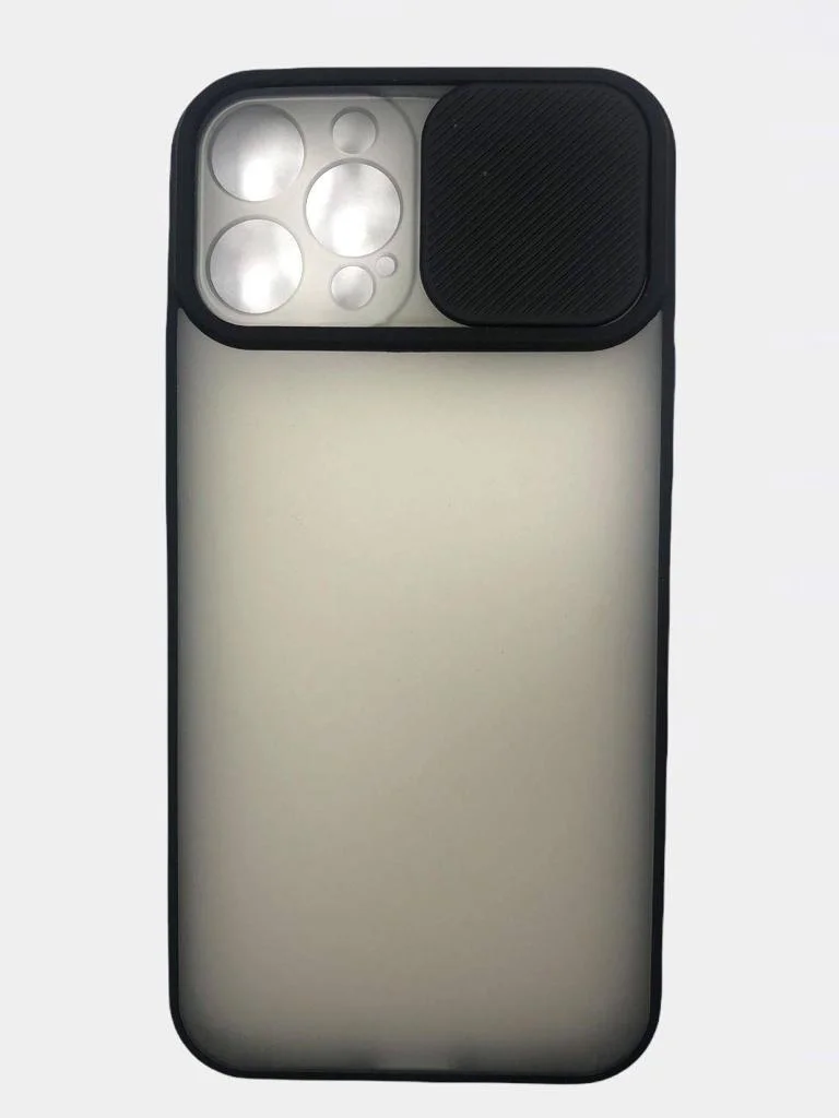 Черный чехол iPhone 11 Pro Max с защитой камеры полупрозрачный