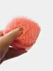 Щетка с отделением для шампуня, геля/Щетка для мытья животных