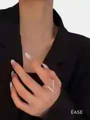 Кольцо с фианитами "Sensual 04"