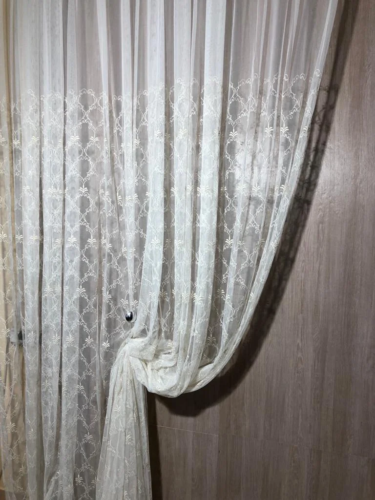 Сетка вышивка, портьера, шторы на окно, тюль, готовые шторы, цвет кремовый, интерьерные