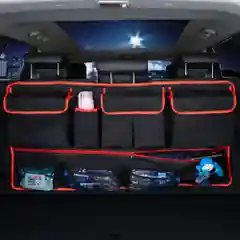 Красный органайзер в багажник автомобиля. Органайзер на спинку сиденья