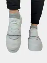 Женские кроссовки кеды
